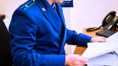 В Нытвенском районе прокуратура обратилась в суд в защиту трудовых права работника